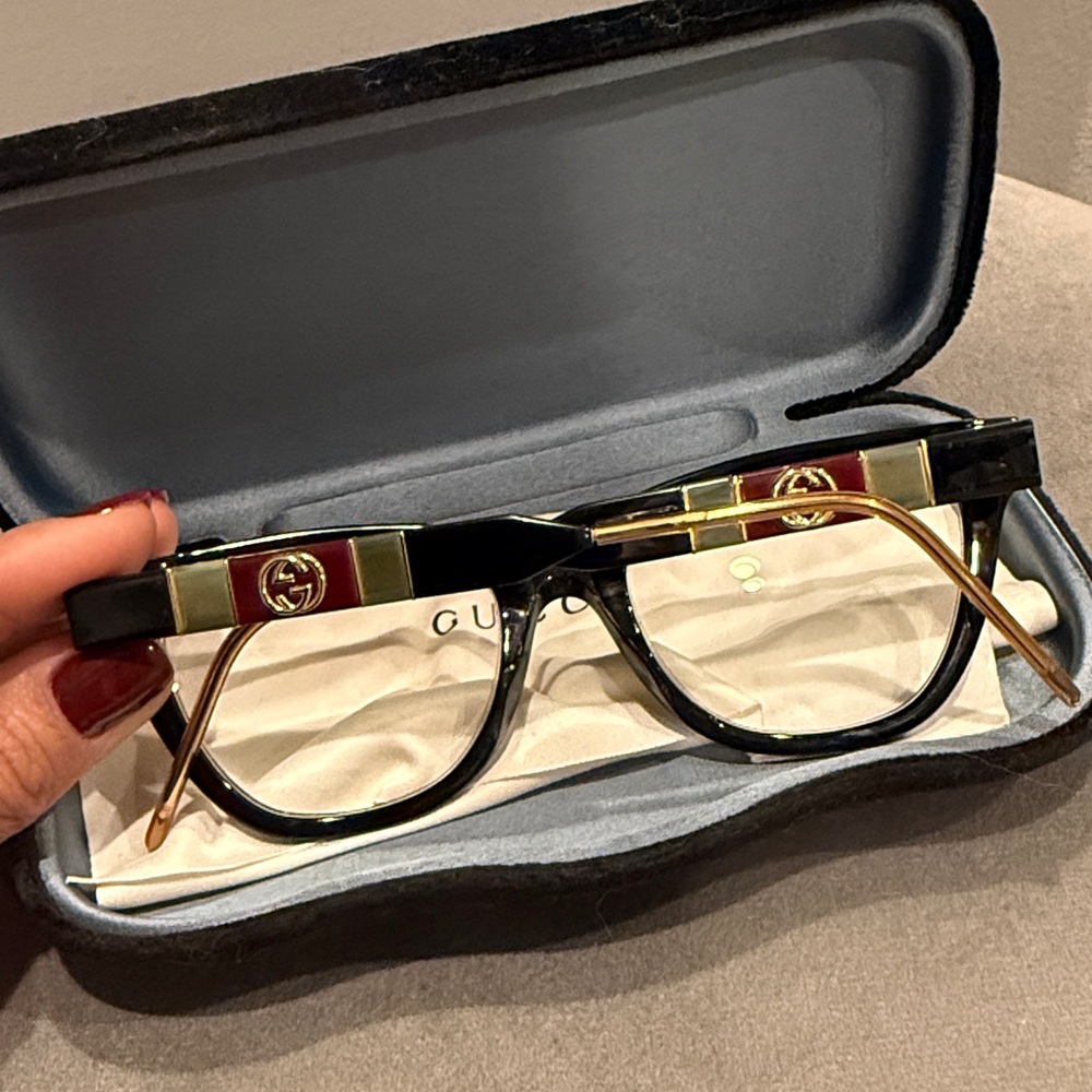 Gucci  Black and Gold Women's Glasses - Picture 3 of 7
